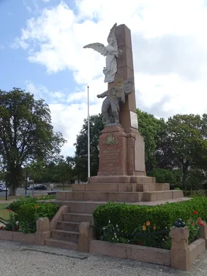 Monument aux Morts de Cabourg