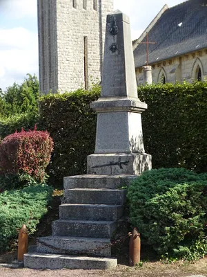 Monument aux Morts de Goustranville