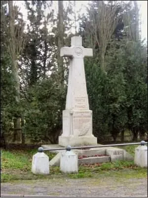 Monument aux morts de Brucourt