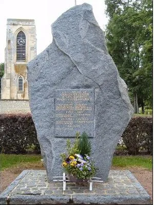 Monument aux morts de Cambes-en-Plaine