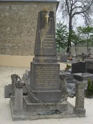 Monument aux morts de Chouain