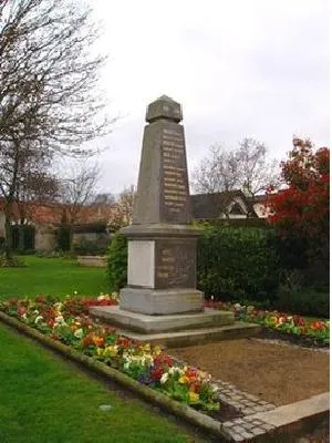 Monument aux morts de Cormelles-le-Royal