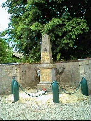 Monument aux morts d'Esquay-sur-Seulles