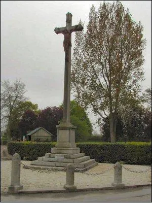 Monument aux morts de Fresne-Camilly