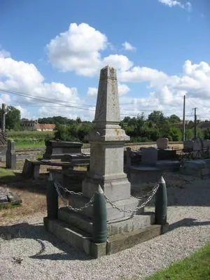 Monument aux morts des Moutiers-en-Auge