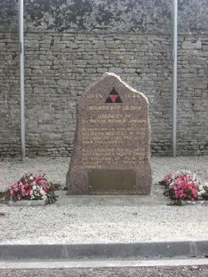 Stèle Soldats britanniques de Périers-sur-le-Dan