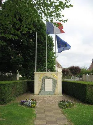 Monument aux morts de Rocquancourt