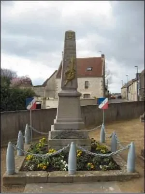 Monument aux morts de Saint-Aubin-d'Arquenay