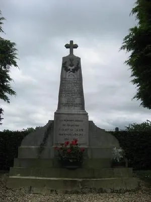 Monument aux morts de Saint-Julien-sur-Calonne