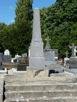 Monument aux morts de Saint-Pierre-Azif