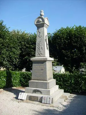 Monument aux morts de Vassy