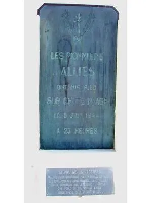 Plaque Soldats britanniques d'Hermanville-sur-Mer