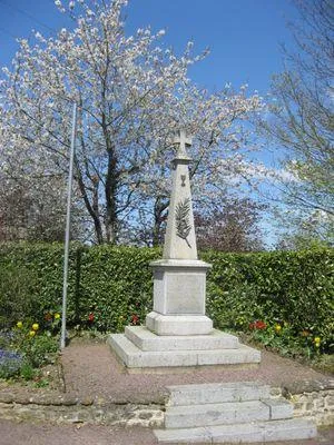 Monument aux morts de Neuilly-le-Malherbe à Vacognes-Neuilly