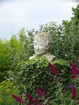 Statue de Charles Baudelaire à Honfleur