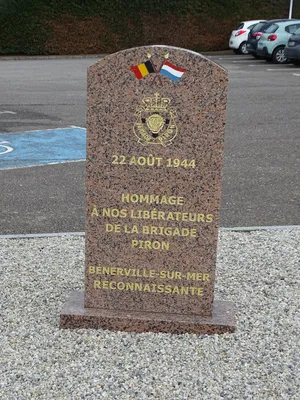 Plaque Brigade Piron à Benerville-sur-Mer