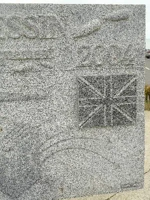 Monument du débarquement à Port-en-Bessin-Huppain