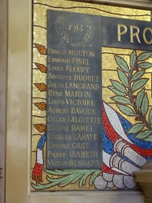 Autel commémoratif 1914-1918 dans l'Église Saint-Martin de Balleroy