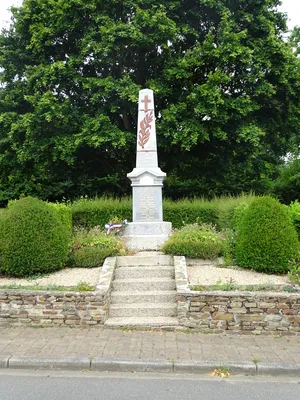 Monument aux Morts du Locheur
