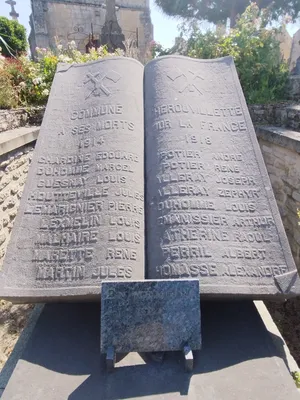 Monument aux Morts d'Hérouvillette
