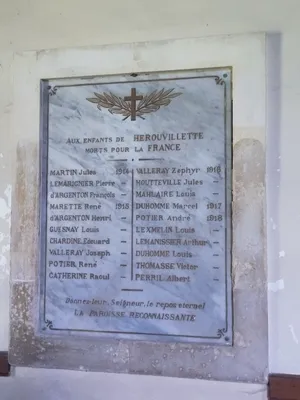 Plaque aux Morts de l'Église de la Nativité
à Hérouvillette