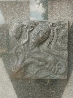 Mémorial aux réseaux de résistants à Lisieux