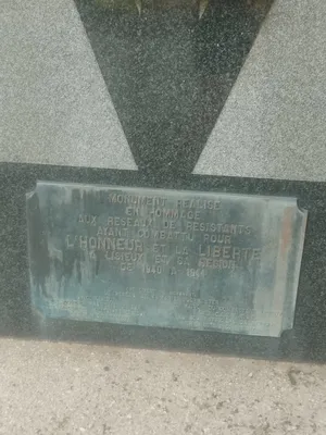 Mémorial aux réseaux de résistants à Lisieux