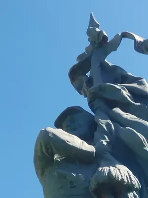 Monument aux Morts de Lion-sur-Mer