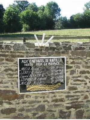Plaque commémorative de Rapilly