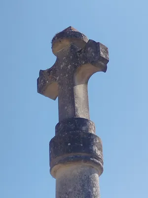 Croix de l'Église de Petiville