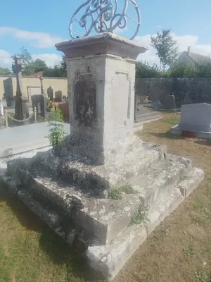 Croix de l'Église Saint-Martin à Giberville