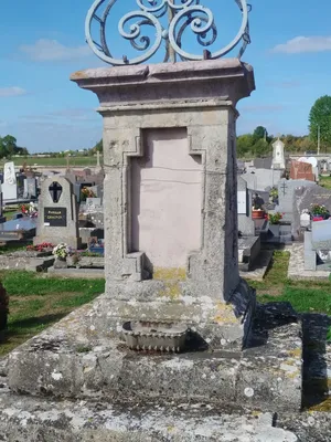 Croix de l'Église Saint-Martin à Giberville