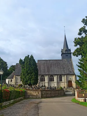 Église Saint-Martin de Bienfaite à Saint-Martin-de-Bienfaite-la-Cressonnière