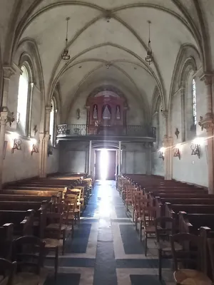 Église Saint-Pierre d'Arromanches-les-Bains
