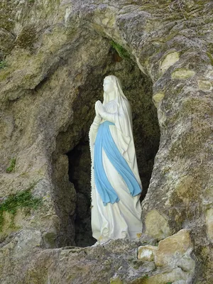 Grotte de Lourdes à Hérouville-Saint-Clair