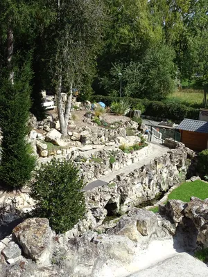 Grotte de Lourdes à Hérouville-Saint-Clair