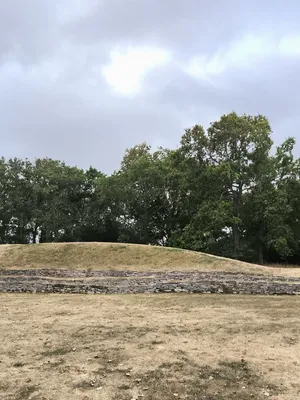 Tumulus de Colombiers-sur-Seulles