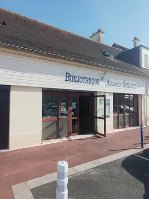 Bibliothèque Alexandre Guilloux à Cuverville