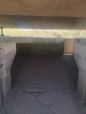 Poste de commandement de tir à Longues-sur-Mer