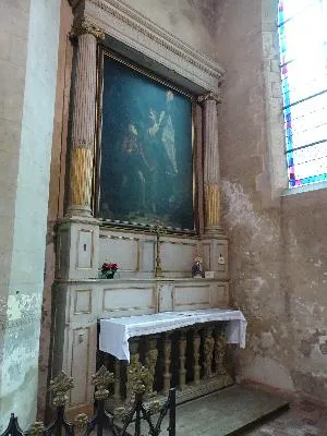 Autel, autel dédié aux saints anges et archanges dans la Cathédrale Saint-Pierre de Lisieux