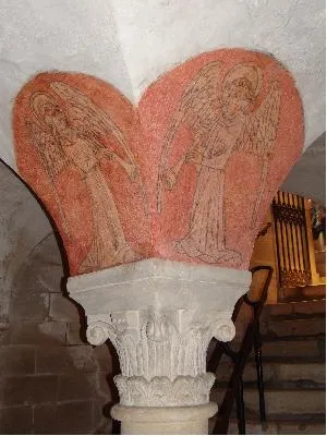 Peinture murale dans la cathédrale Notre-Dame de Bayeux