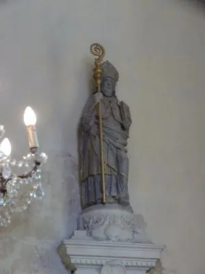 Statue de Saint-Martin dans l'Église Saint-Martin de Balleroy
