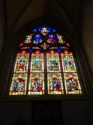 Vitrail Baie B dans la Cathédrale Notre-Dame de Bayeux