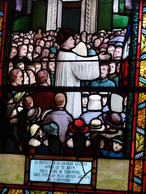 Vitrail Baie 5 : Le retour de la Grande Guerre dans l'Église Saint-Augustin de Deauville