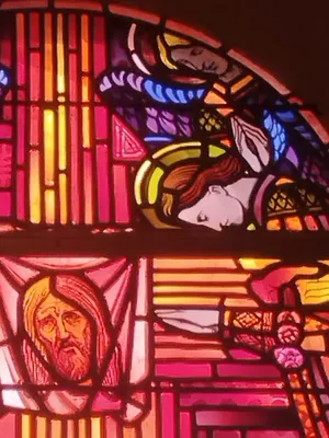 Vitrail Baie 4 dans l'Église Notre-Dame de Litteau