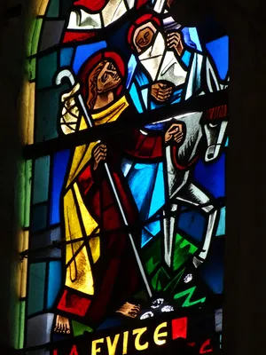 Vitrail Baie 101 : La Fuite dans la Chapelle du Petit Lourdes à Hérouville-Saint-Clair