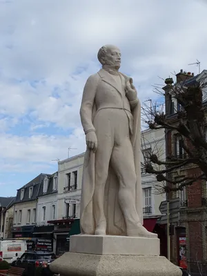 Statue du Duc de Morny à Deauville
