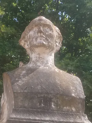 Statue Jean-Antoine Houdon à Lisieux