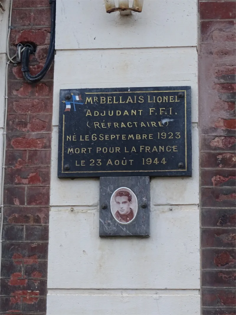 Plaque Lionel Bellais à Lisieux