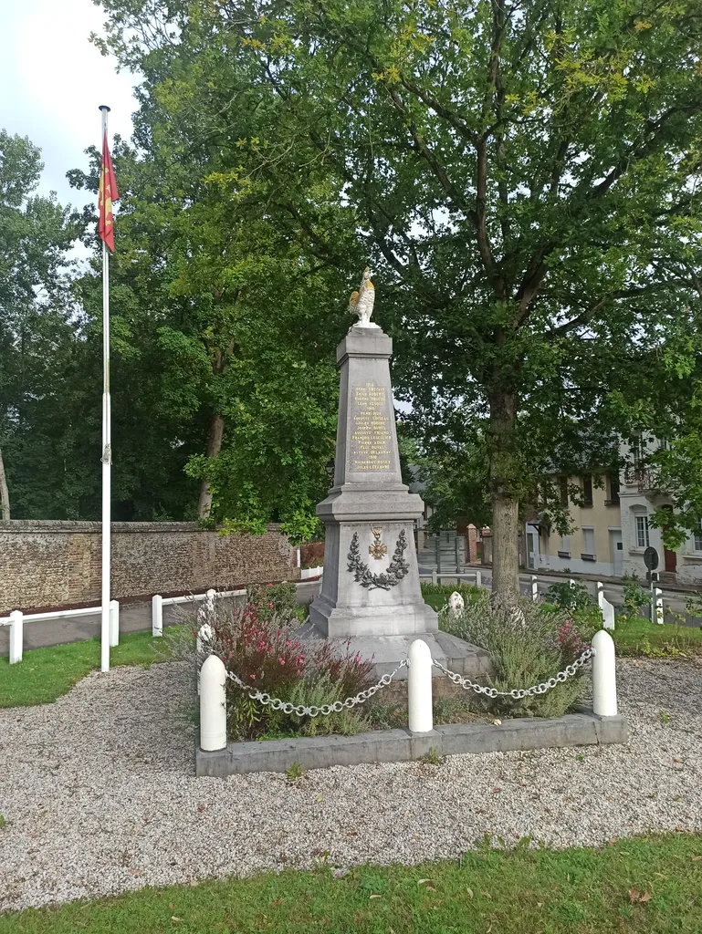Monument aux morts de Saint-Martin-de-Bienfaite