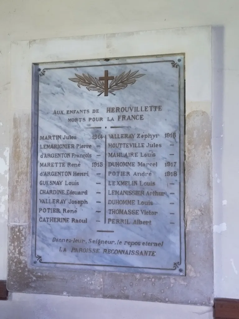 Plaque aux Morts de l'Église de la Nativité
à Hérouvillette